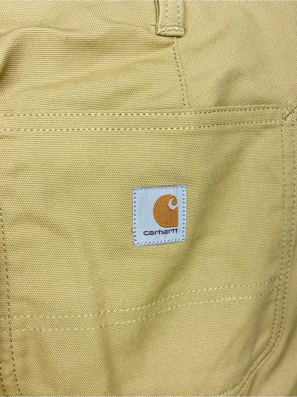 NWT Carhartt rugged professional loose fit Tan Work Bermudas - Straight Fit SZ 4
